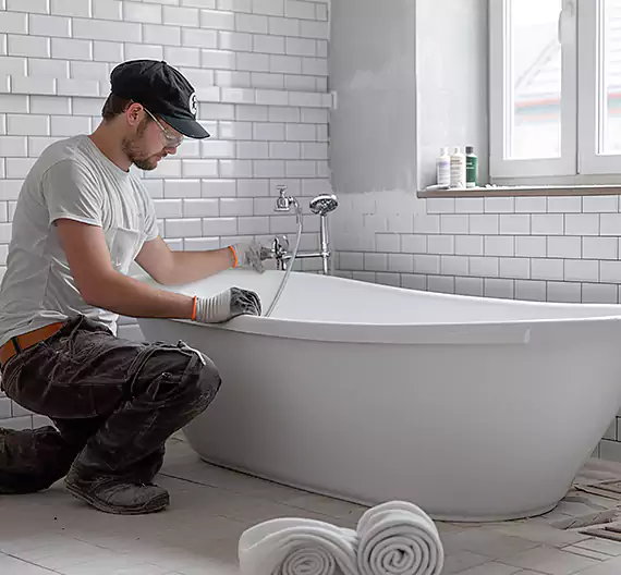 Why Choose Raymark Bathroom Remodeling for Quality Bathtub Remodeling Services in Clare, MI?